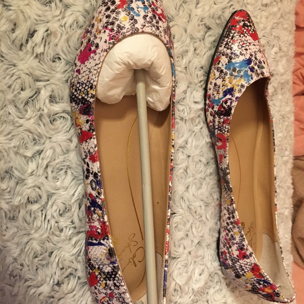 Graffiti shoes from VS